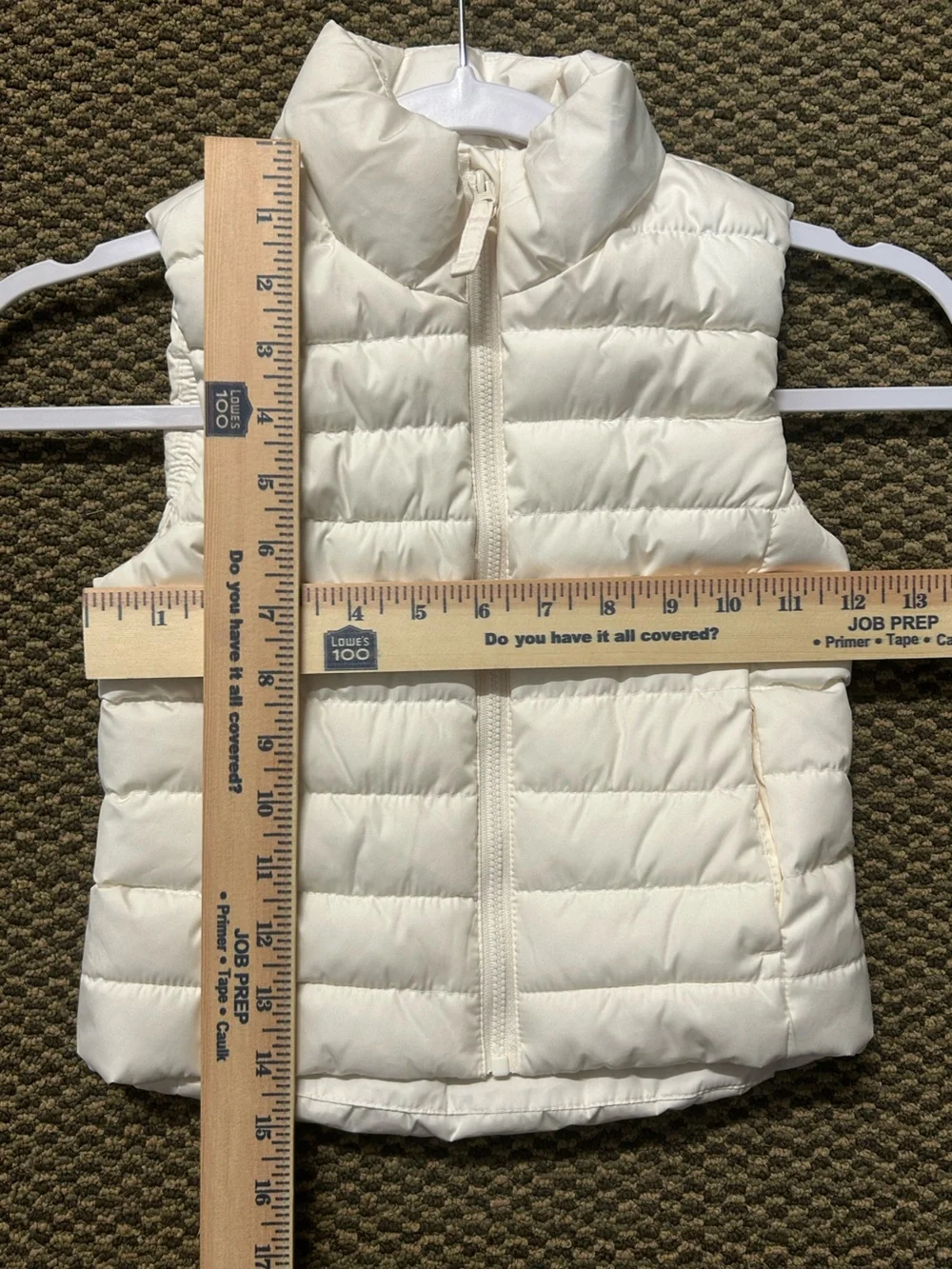 Old Navy Cream Quilted Puffer Vest
